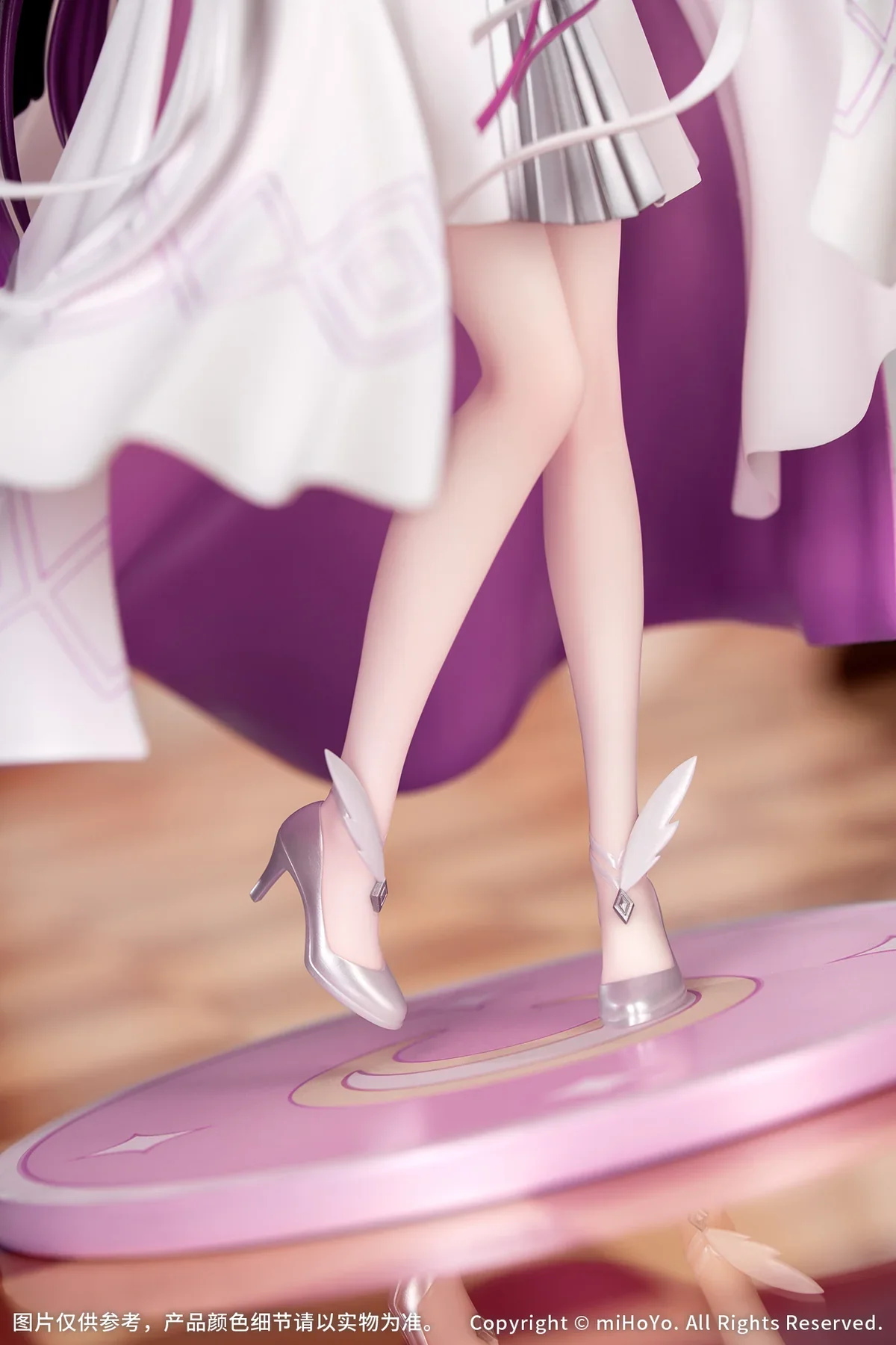 (1/8 Scale Figure) Genshin Impact Gift+ Columbina: Carnival Gathering Ver. - Image 5